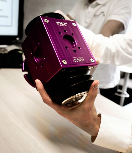 Facetune_25-01-2026-10-49-46